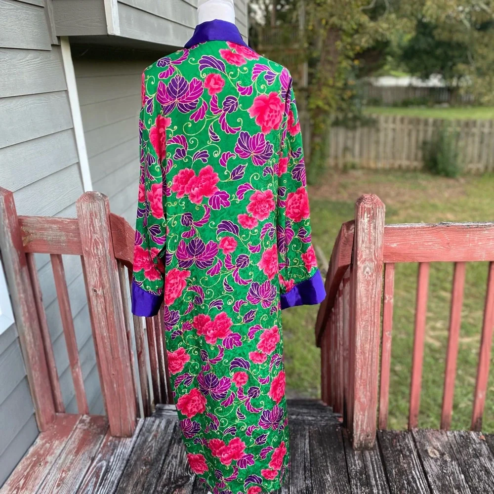 Victoria Secret Floral Green‎ and Purple Women's Robe Missing Belt Large